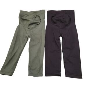 2 Pair Blanqi Maternity Capri Tights size Medium